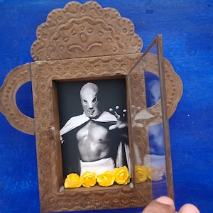 Big Rustic Mexican tin nicho  Mexican Wrestling lucha libre Santo  wall hanging folk art rusty shrine shadow box mexico