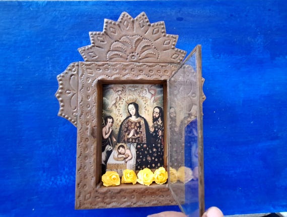 Gran nicho rústico mexicano de hojalata para Navidad, colgante de pared, arte popular, caja de sombras oxidada, arte colonial