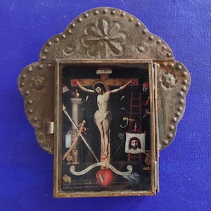 Rustic Mexican tin nicho  Pasion of Christ Jesus cross  wall hanging folk art rusty catholic shrine shadow box colonial art pasion de cristo
