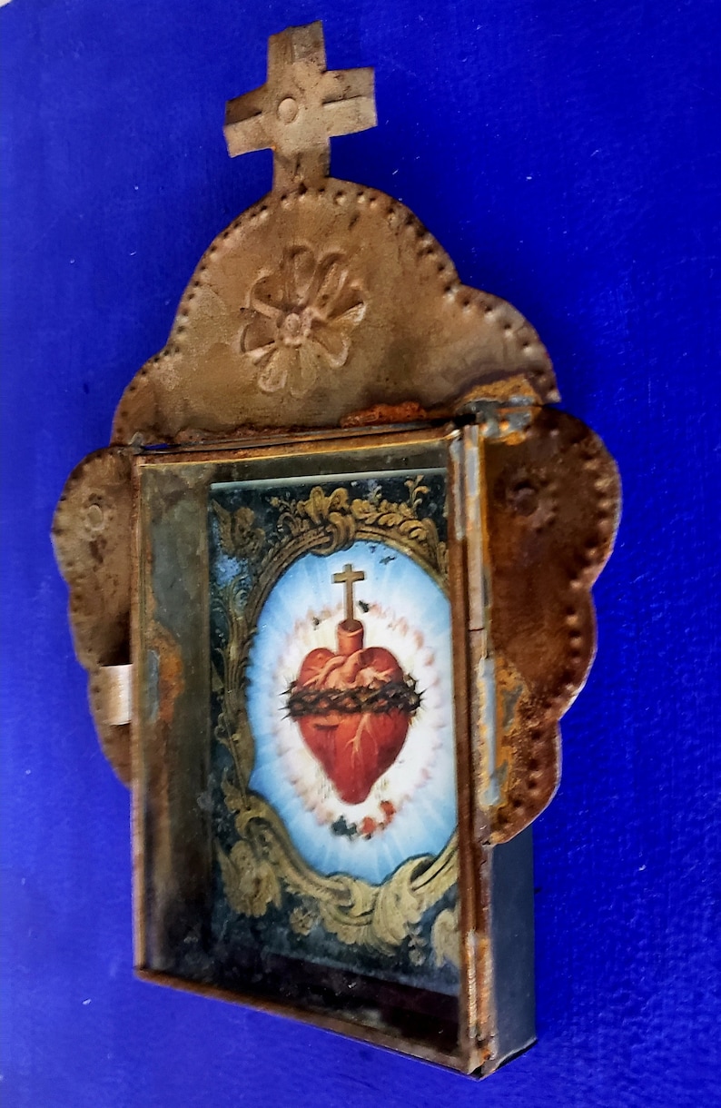 Rustic Mexican Tin Nicho Sacred Heart Crown of Torns Wall Etsy