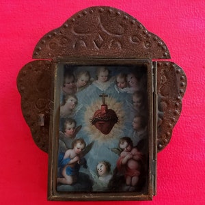 Rustic Mexican tin nicho  Sacred heart of Jesus Crhist with cherubs angels  wall hanging folk art rusty catholic shrine shadow box altar