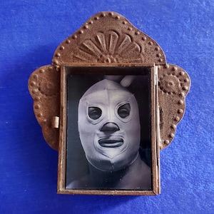 Rustic Mexican tin nicho Lucha Libre Wrestiling el Santo enmascarado de plata wall hanging folk art rusty shrine shadow box retablo