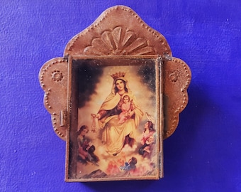 Rustic Mexican tin nicho Queenship of the blessed Virgen del Carmen Mary wall hanging folk art rusty shrine shadow box retablo Virgin Maria