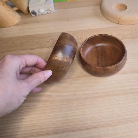 Set of 4 Wooden Snack Bowls | Acacia Wood Snack Dish 10x10 cm | Nut Bowl, Appetizer & Tapas Serving Bowl