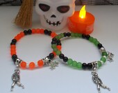 Halloween Beaded Bracelets, Halloween charm bracelets, Orange Halloween bead bracelets, Green Halloween bead bracelets