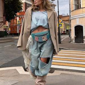 Färgglad lapptäcksväska, festivalbältesväska, vattentät axelväska, handgjord axelväska, resemidjeväska, present till henne