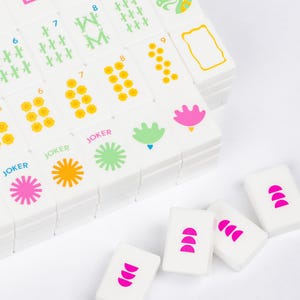 Tilly Tiles - Präglad konst Mahjong-plattset - Modern + Ljus kollektion bild 2