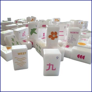 Embossed Art Mahjong Travel Set – Modern Bright Mini Tiles, Acrylic Box image 5
