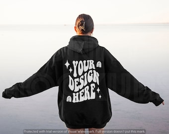 Mockup con cappuccio nero posteriore / Mockup con cappuccio Gildan 18500 / Mockup con cappuccio oversize, modello con cappuccio nero Mockup, Mockup con cappuccio posteriore, Mockup alla moda