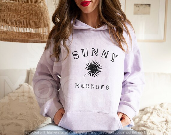 GILDAN 18500 ORCHID Hoodie Mockup 