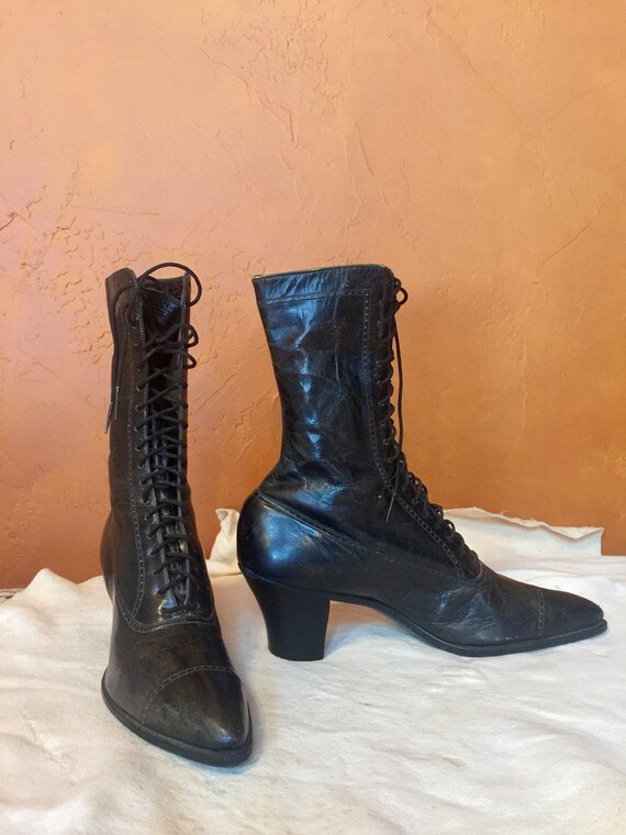 Victorian-Antique Lace UpLadies Boots