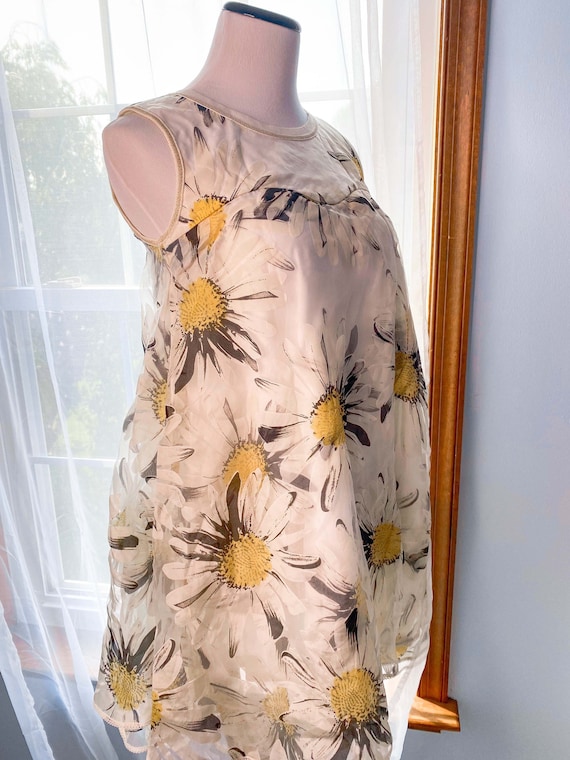 Vintage unique sunflower dress, super cute, nice d