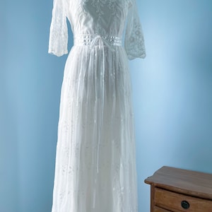 Vintage white dress, butterfly dress, dreamy flower butterfly dress image 3