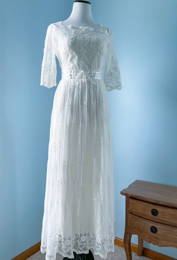 Vintage white dress, butterfly dress, dreamy flow… - image 3