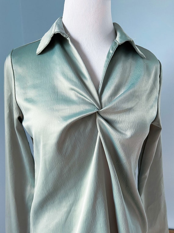 Vintage Green Blouse, high quality material, very… - image 6