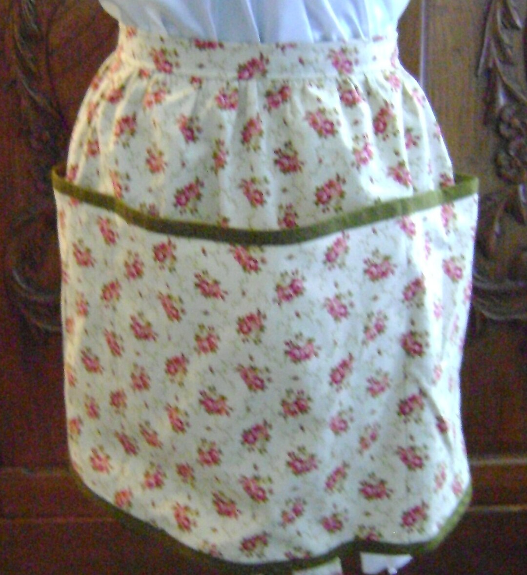 Half Apron With Deep Pockets, Made From 1940's Inspired Pattern, 100