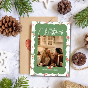 Holly Christmas-vakantiekaart met bewerkbare fotosjabloon voor- en achterkant