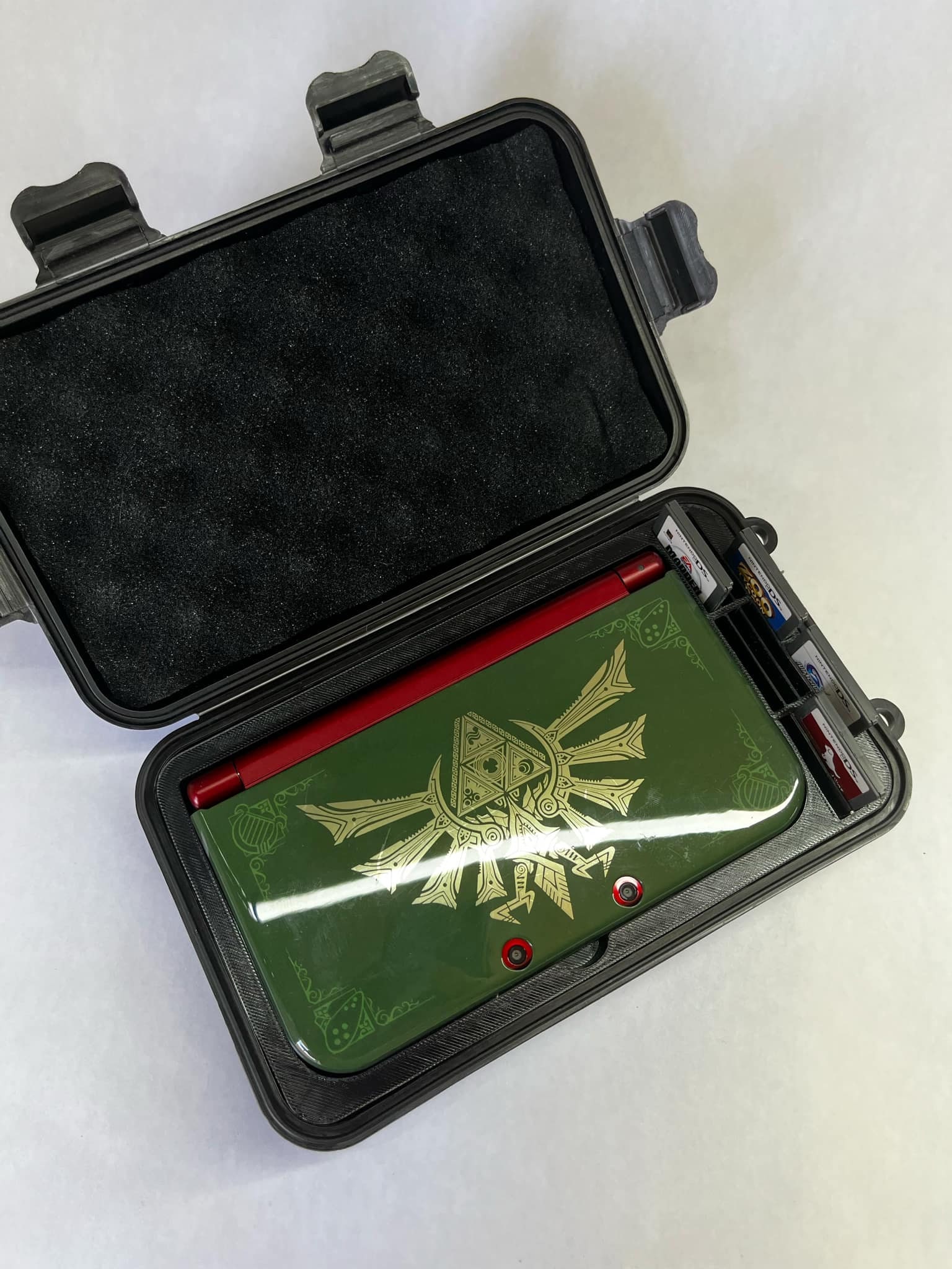 Universal 3DS XL Carrying Case - Compatible With New & Old 3DS