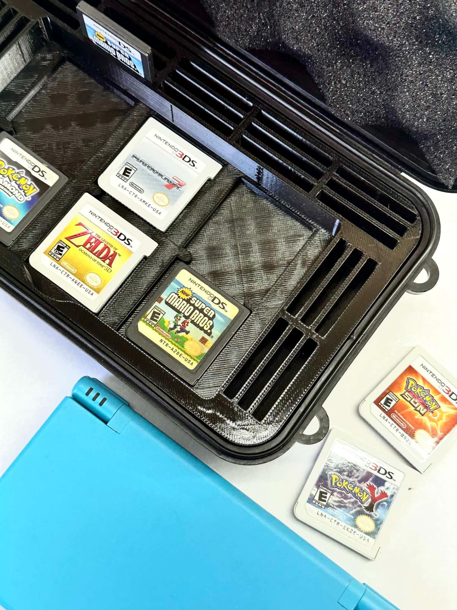 ニンテンドーDSiケース＆ゲームホルダー – カートリッジ34個収納可能