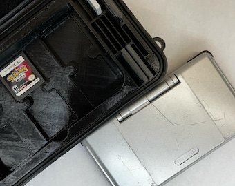Protective Carrying Case for “fat” Nintendo DS | SENAC LLC | Holds