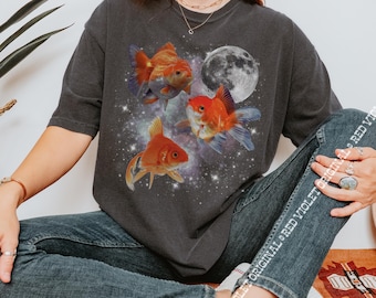 Three Goldfish in Space Retro Vintage Comfort Colors® Funny Moon Tshirt Lionhead Goldfish Lovers 90s Oversized Washed Grunge Graphic Tee