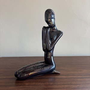 Ceramic Woman Figurine Kneeling - Etsy