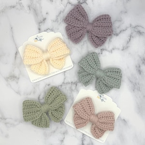 Handmade Crocheted Hair Bow – Alligator Clip, Toddler Hair Accessory