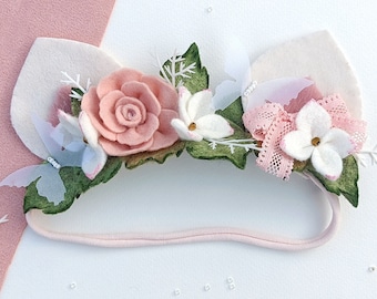 White cat baby headband, cat baby look, ears cat crown, cat birthday party, Halloween party, kitten hair accessory, pink flowers