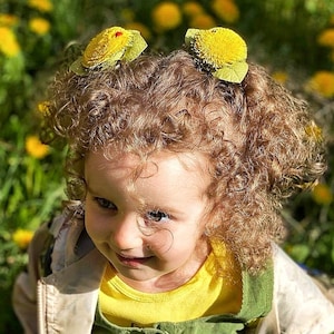 Dandelion hair clips, yellow summer flowers, flowers hair accessories, summer birthday party, summer photo prop, gift girl&#39;s birthday