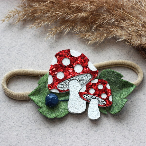 Bandeau de champignon d’automne, fête d’anniversaire dans les bois, accessoires pour bébé crapaud, bijoux aux champignons, premier anniversaire de champignon, couronne agaric de mouche