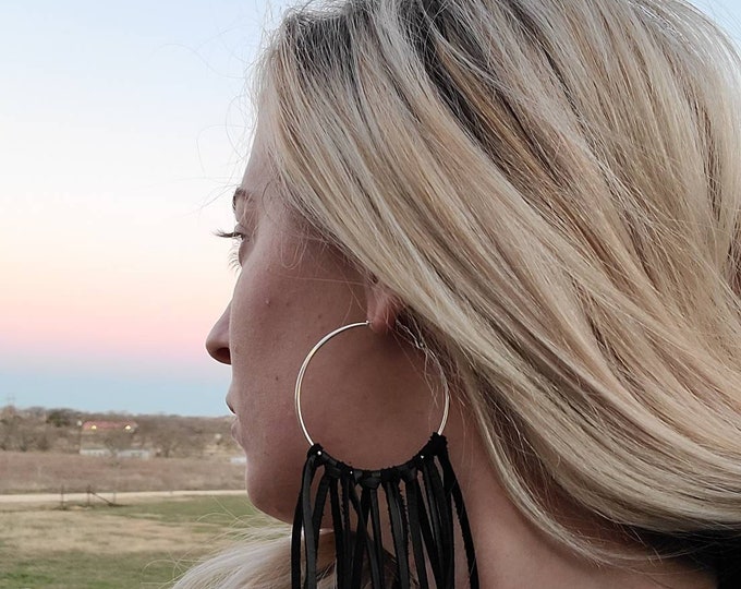 Hoop earrings with leather fringe