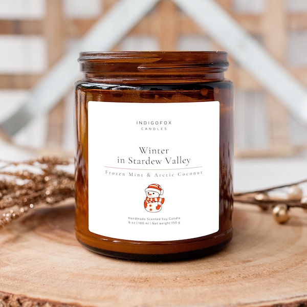 Stardew Valley Winter Season Duftkerze im Glas mit Deckel | Handmade Vegan Sojawachs Kerzengeschenk | Cozy Herbst Winter Gamer Candle