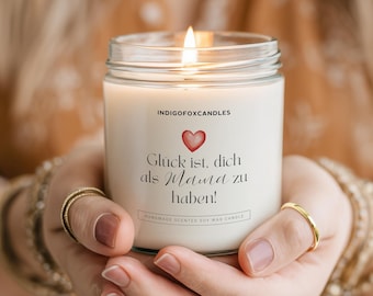 Regalo per la Festa della Mamma: "La felicità è averti come mamma" - frase. Candela profumata in barattolo di vetro, cera di soia. Confezione regalo personalizzata. Regalo per la Festa della Mamma.