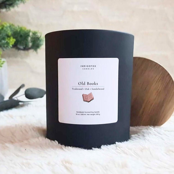 Old Books scented candle in a glass wooden lid | Soy wax candle gift birthday | Bookish book candle Dark Academia wood library library