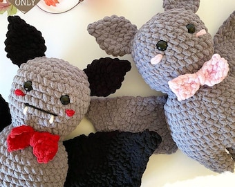 Drac the Bat PATTERN - DIGITAL PDF Crochet Pattern - Chunky Bat Crochet Pattern - Amigurumi Pattern - Blanket Yarn Crochet Pattern