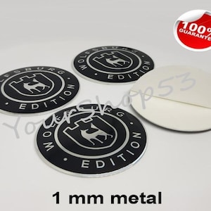 Metallaufkleber – Aufkleber für die Radnabenkappe des Autos – 4er-Set – PASSFORM – WOLFSBURG S2