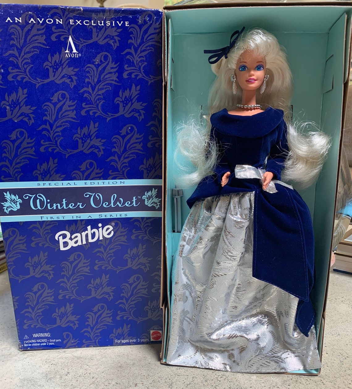 Barbie 15571 1995 Avon Winter Velvet Doll NUNCA ABIERTO | Etsy