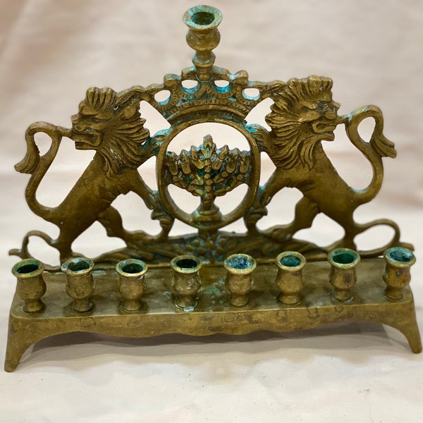 menorah hanukkah