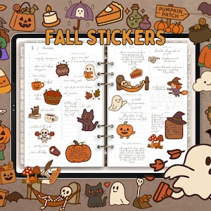 Può includere: Un planner digitale con la scritta "FALL STICKERS" e vari adesivi a tema autunnale. Gli adesivi includono zucche, fantasmi, gatti ed elementi a tema strega. Il planner è aperto a un programma del lunedì.