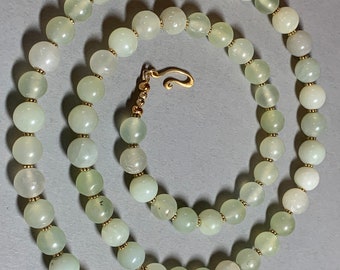 Chinese Jade Gemstone Necklace, Chinese Jadeite Beads, Vintage Jade Jewelry for Women, Finely Polished Graduated Beads Necklace