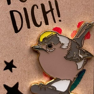 Pin Winter Gold Chicken Pin Goldcrest image 3