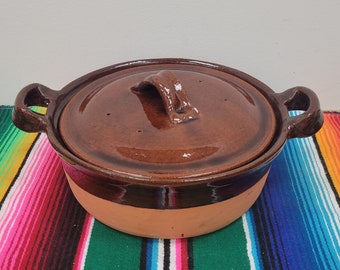 Handmade Clay Casserole w Lid | Cazuela con Tapa de Barro | Kitchen Decor