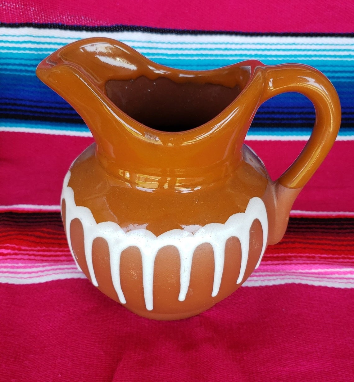 Lagrima Ceramic Creamer Pitcher / Ceramic Cafe Creamer Holder Etsy