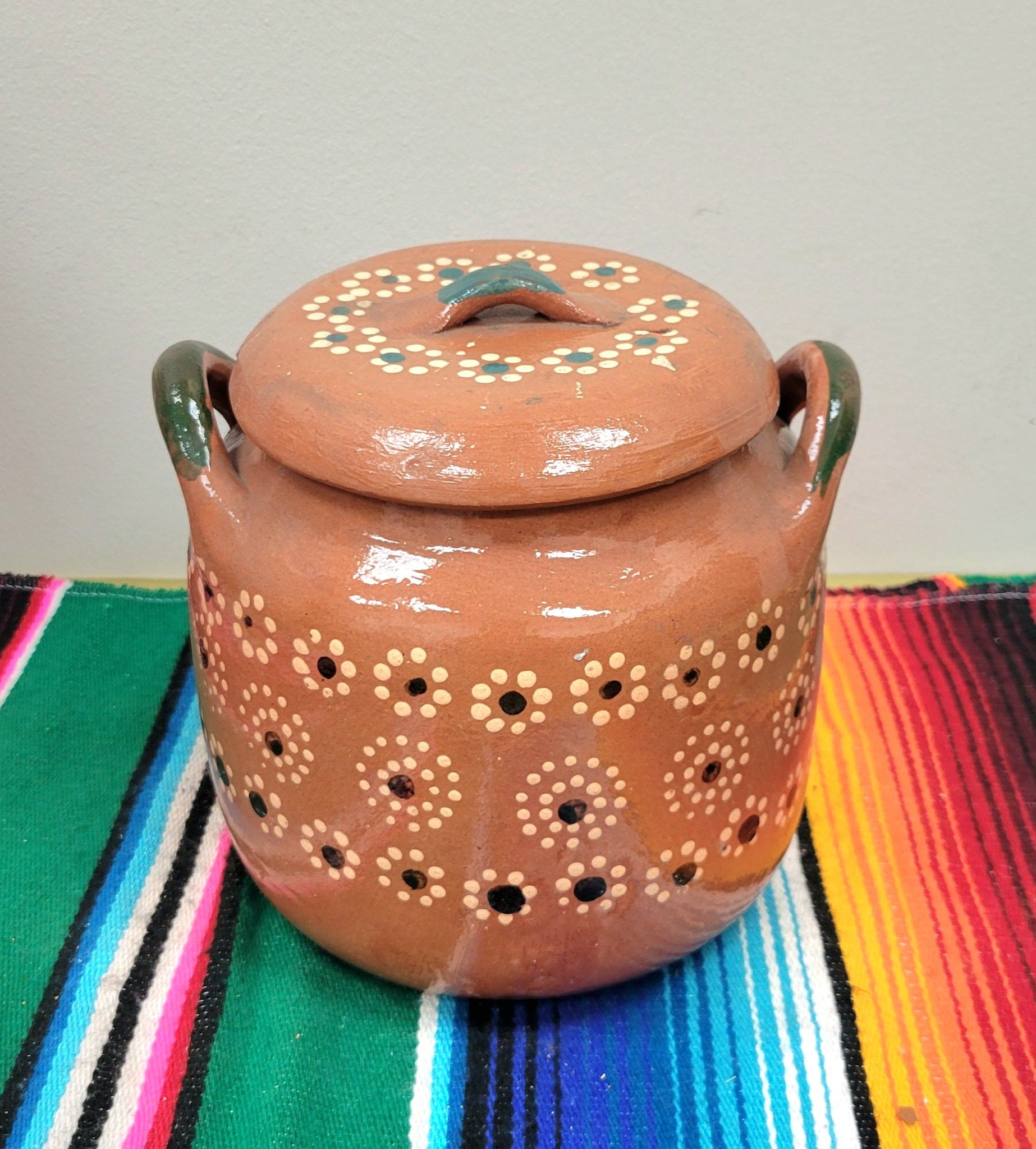 Buy Olla Frijolera De Barro 1.5 Qt. Mini Traditional Handmade Mexican  Authentic Artisan Barro Clay 100% Stockpot with Brown Glaze Interior Finish  Online at Low Prices in India 