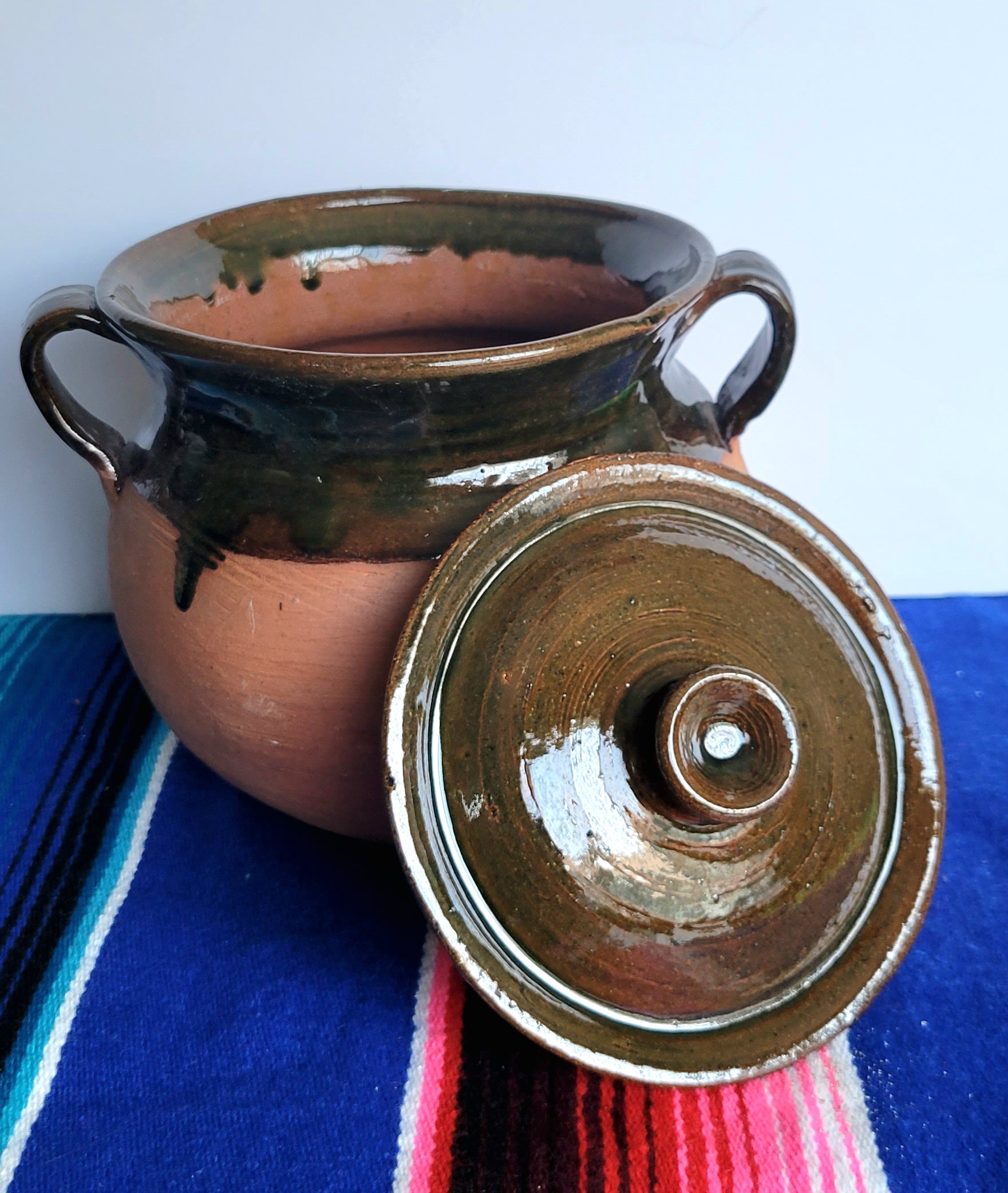 Buy Olla Frijolera De Barro 1.5 Qt. Mini Traditional Handmade Mexican  Authentic Artisan Barro Clay 100% Stockpot with Brown Glaze Interior Finish  Online at Low Prices in India 