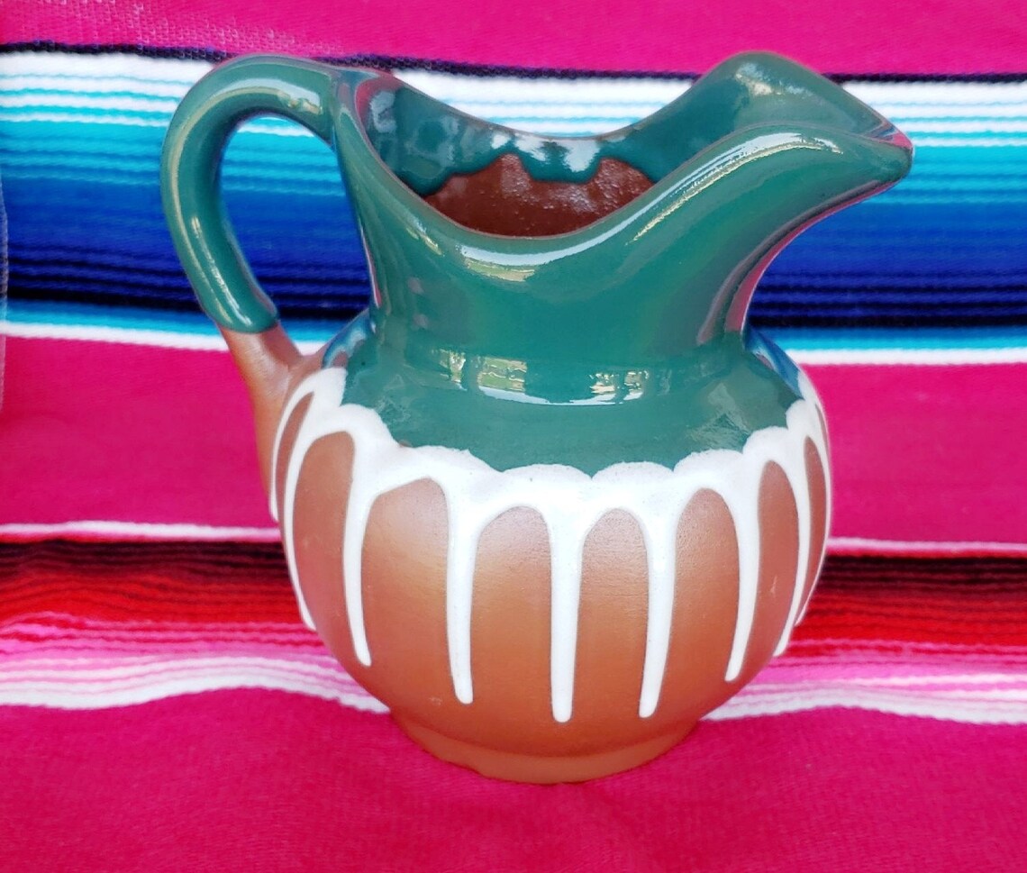 Lagrima Ceramic Creamer Pitcher / Ceramic Cafe Creamer Holder Etsy