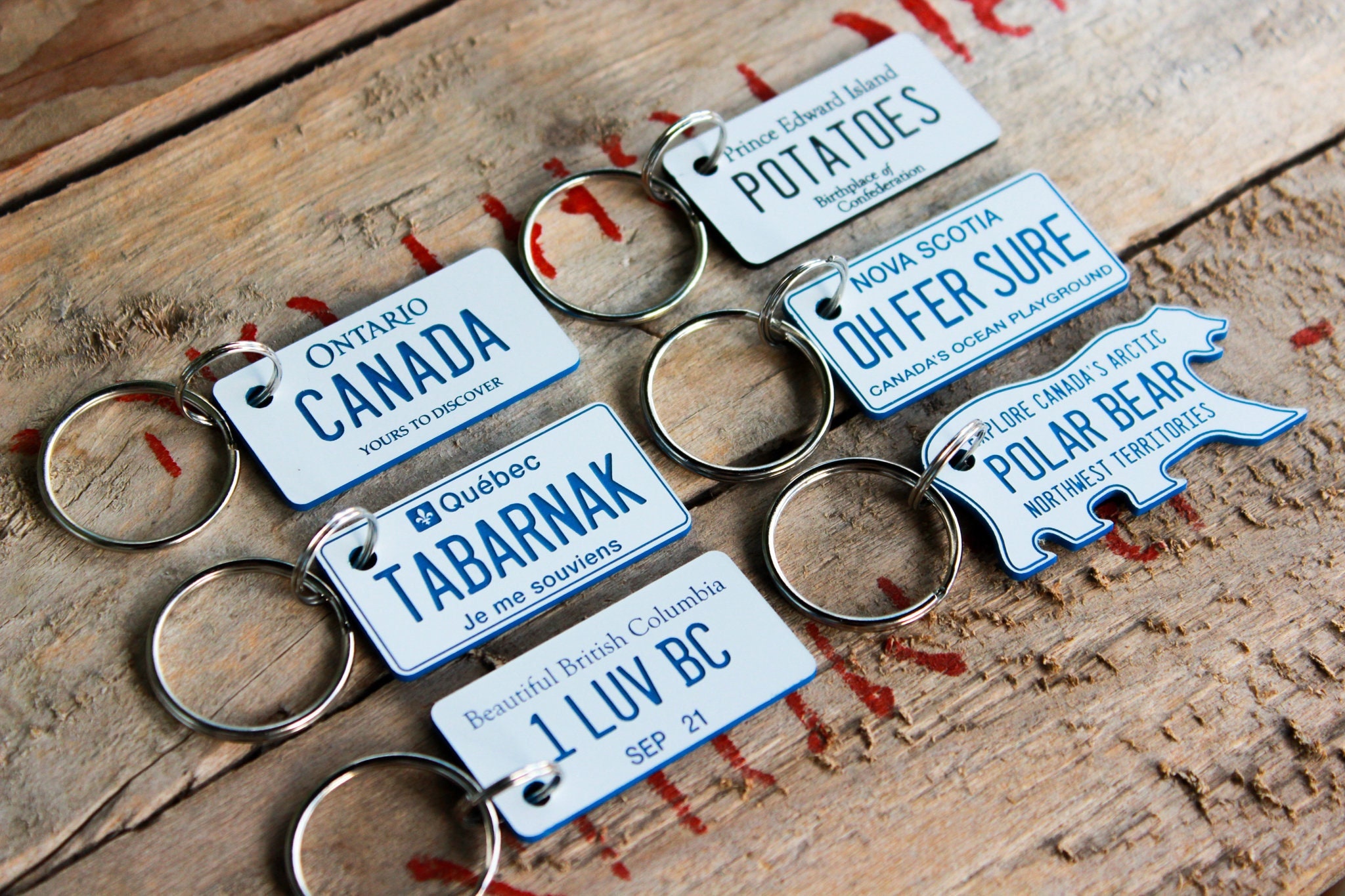 Customizable Personalised Engraved Plastic Keychain - Canada Licence …