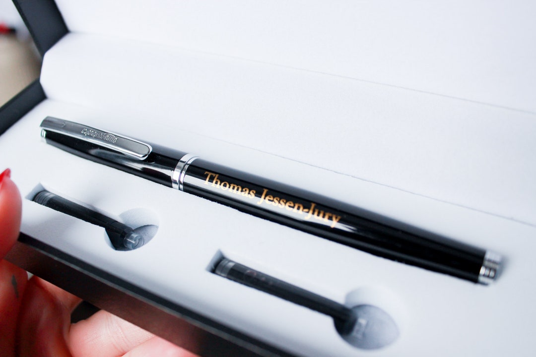 Comment nommen刻印万年筆 黒 ドゥルーズ万年筆｜Comment nommen刻印