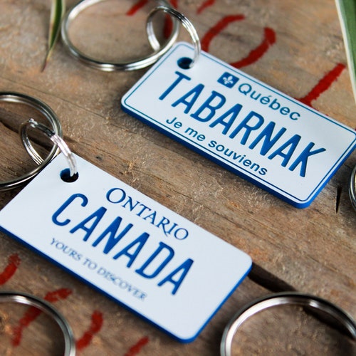 Personalized Engraved Plastic Keychain - Canada License Plate