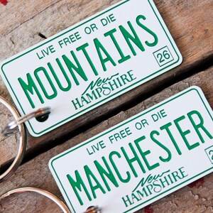 Personalized Engraved Plastic Keychain - New Hampshire License Plate image 3